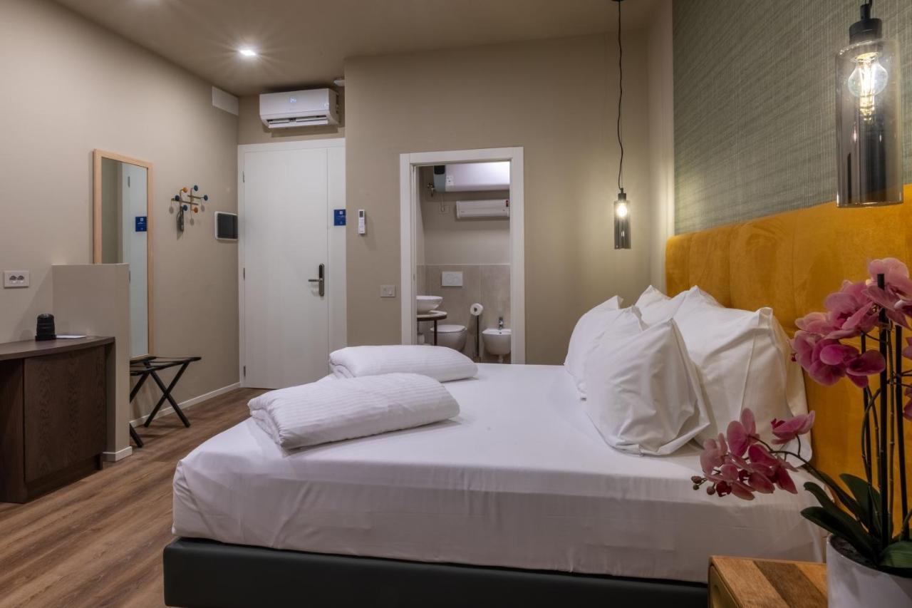 Hi Room Trient Exterior foto