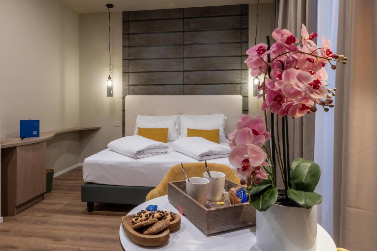 Hi Room Trient Exterior foto