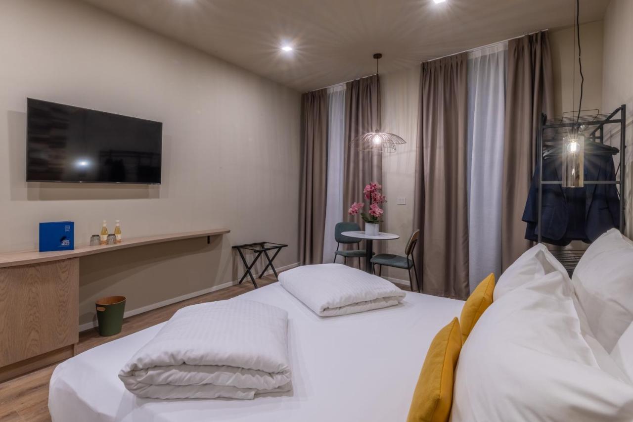 Hi Room Trient Exterior foto